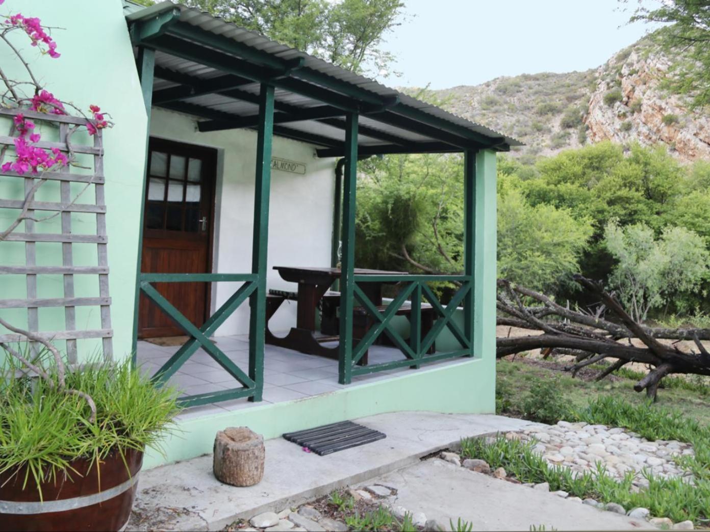 Rainbow Glen Self Catering Chalets 몬터규 객실 사진